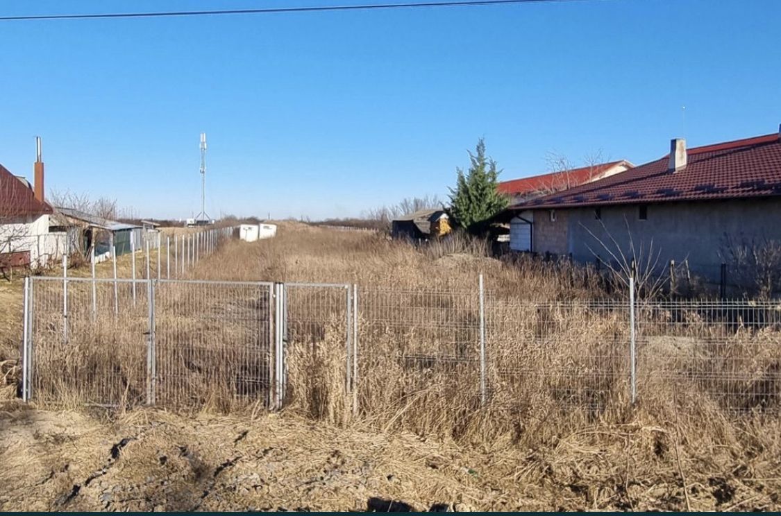Vand teren intravilan cu PUG - Poză 1