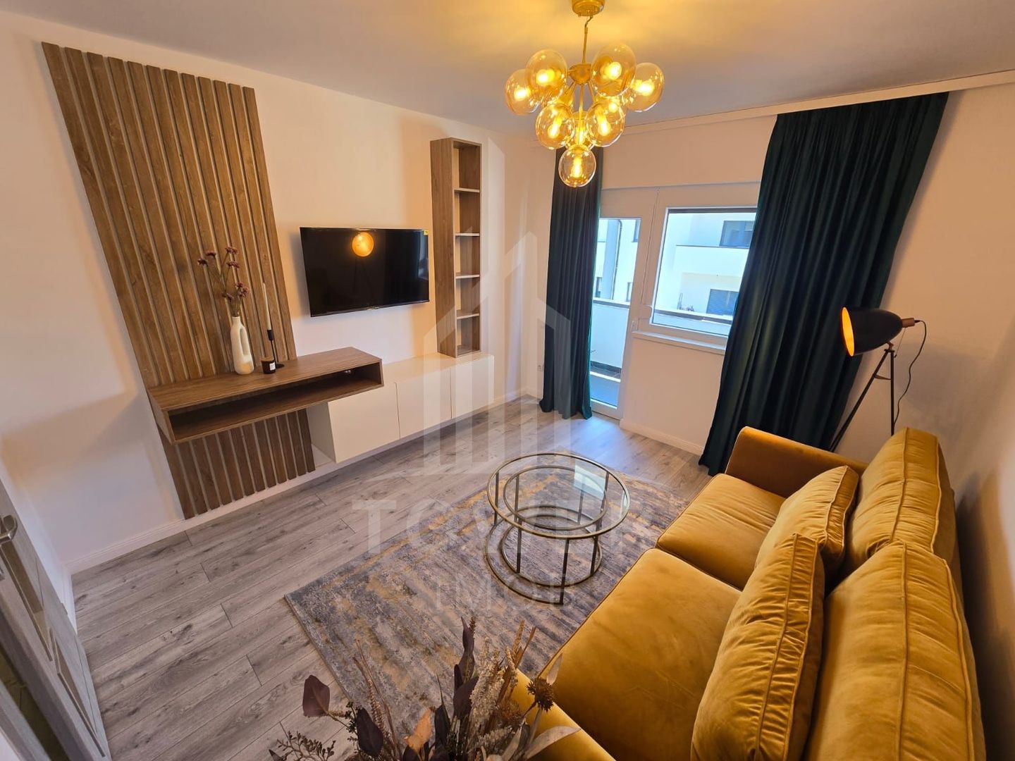 Apartamente superbe 2 camere zona Mandra Cl Cisnadiei - Poză 1