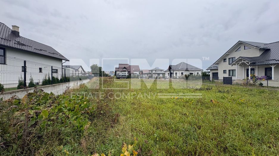 TEREN INTRAVILAN 860 MP | RĂDĂUȚI | 65.000 EURO - Poză 2