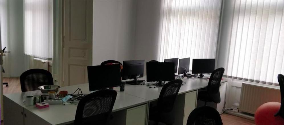 Spatiu generos pentru birouri - Poză 1