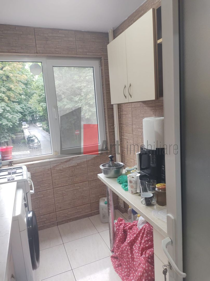 Vânzare apartament 3 camere Bd. Obregia - Turnu Măgurele - Poză 11