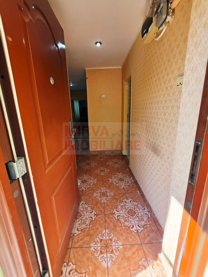 Casă 4 camere, teren 315 mp, garaj – Cantacuzino, Ploiești - Poză 2