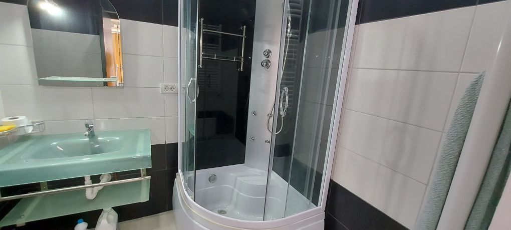 Apartament 3 camere | Vedere spre lac | Terasa 90 mp - Poză 9