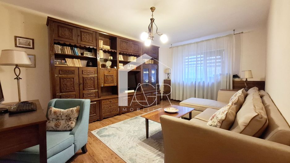 Apartament cu 2 camere, decomandat, zona B-dul. Bucuresti - Poză 1
