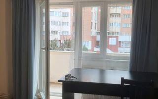 Vanzare 3 camere complet renovat zona pietonala Racadau - Poză 4