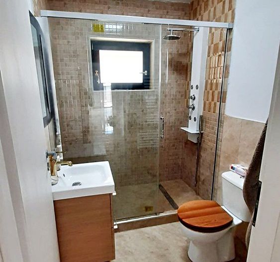 Casa noua in Cristian, libera, gata pentru a fi locuita. - Poză 12