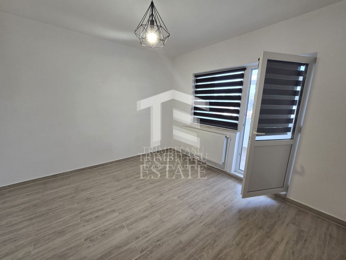 CASA DE CULTURA-Apartament 3 camere de inchiriat. - Poză 13
