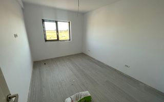 Giroc-Bld. Aviatiei | 5 camere | 3 bai | Bucatarie inchisa - Poză 12
