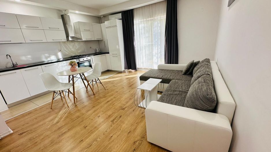 COSMOPOLIS - Apartament cu 2 camere si gradina, mobilat si utilat. - Poză 4
