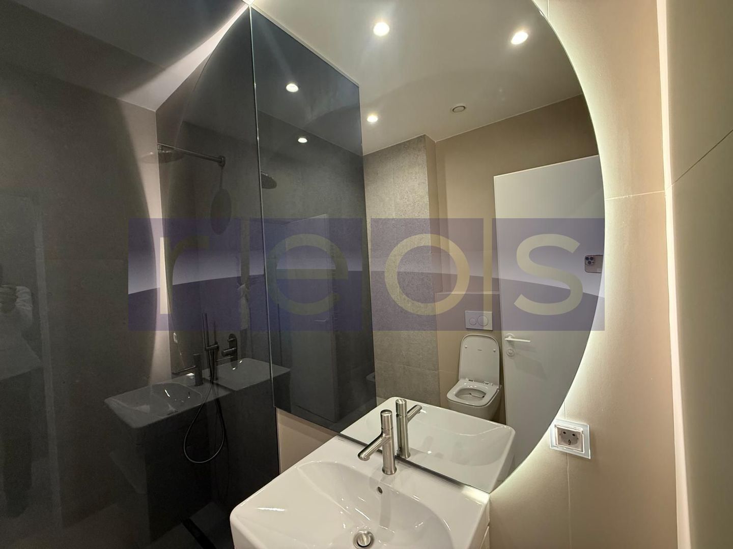 INCHIRIERE 2 CAMERE | AVIATIEI TOWER | MOBILAT SI UTILAT LUX | PARCARE - Poză 18