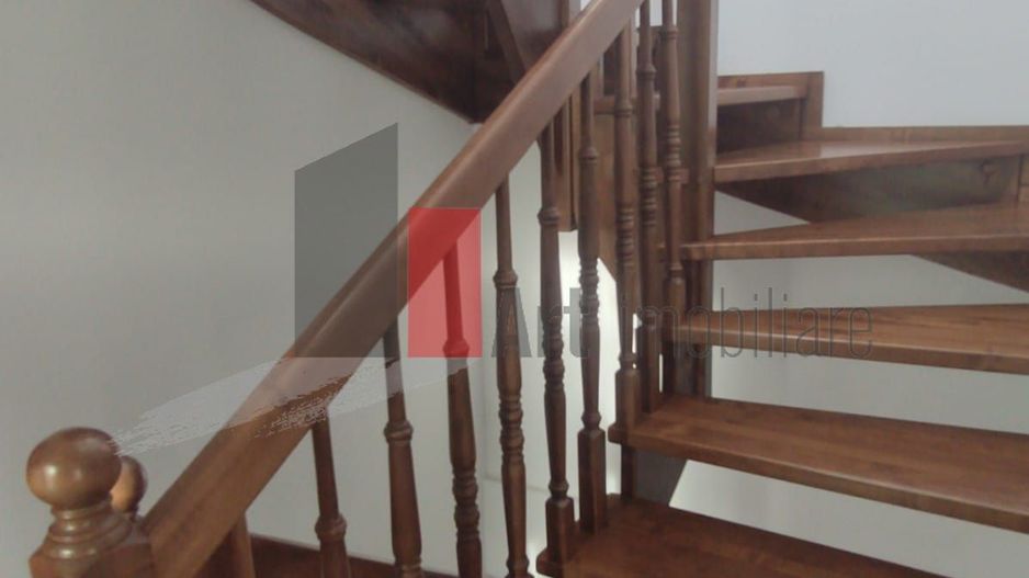 Vilă Occidentului - birou sau locuintă - Poză 14