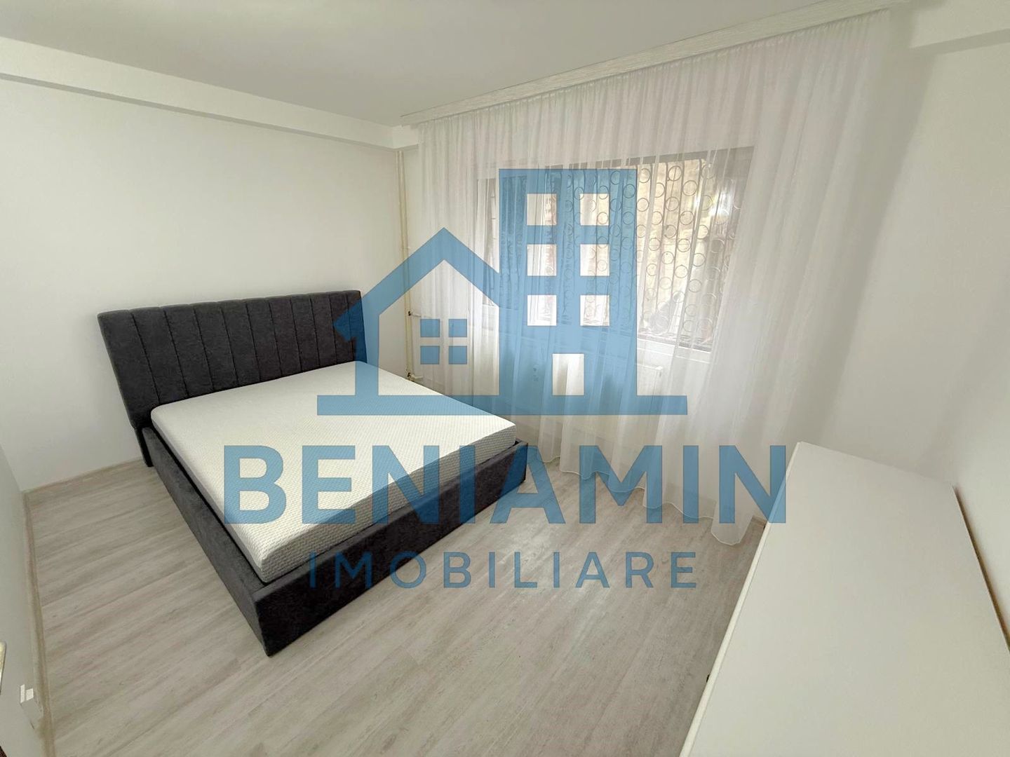 3 Camere-Parter-McDonald's-Renovat-Anvelopat-Mobilat-Zona Excelenta - Poză 5