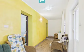 Casă solidă în Curtici cu teren de 1166 mp - Poză 16