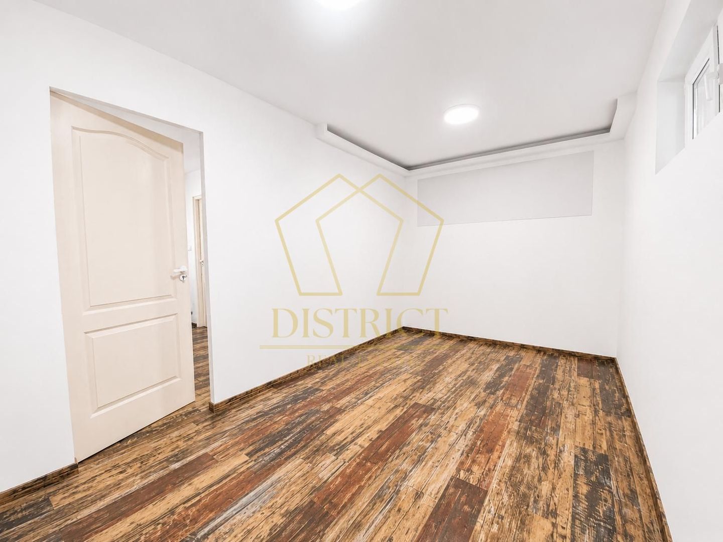 Spatiu de birouri cu 3 camere | Fratelia - Poză 11