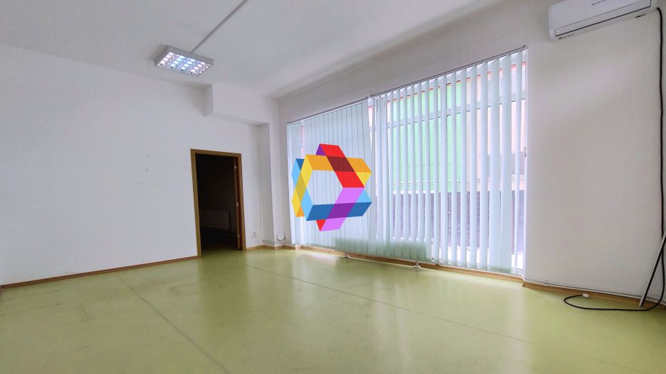 Spatiu comercial de închiriat Brasov- 50 mp # plus-imo.ro - Poză 2