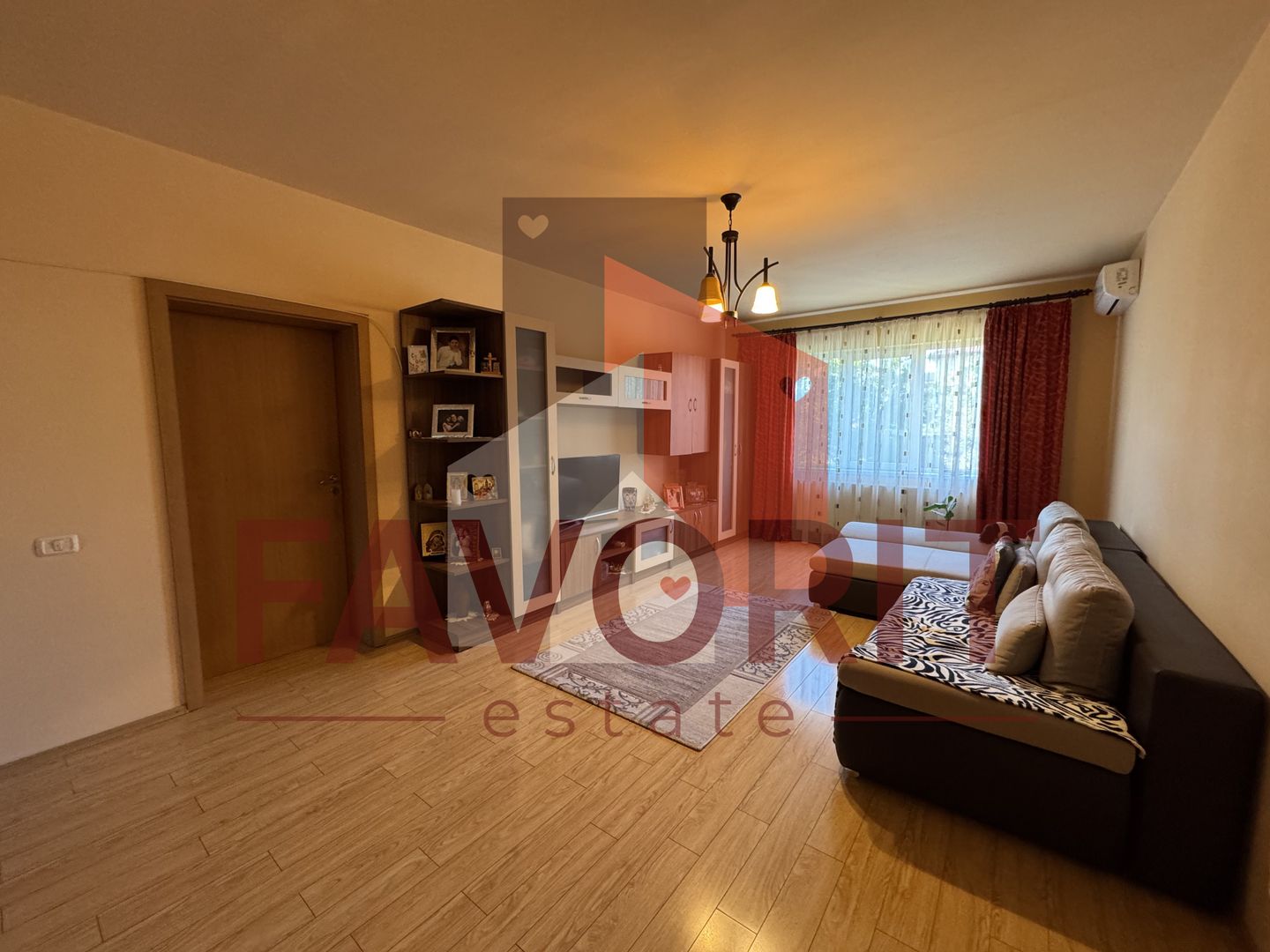 COMISION 0%.  Casa individuala cu garaj . Zona Decathlon . - Poză 5
