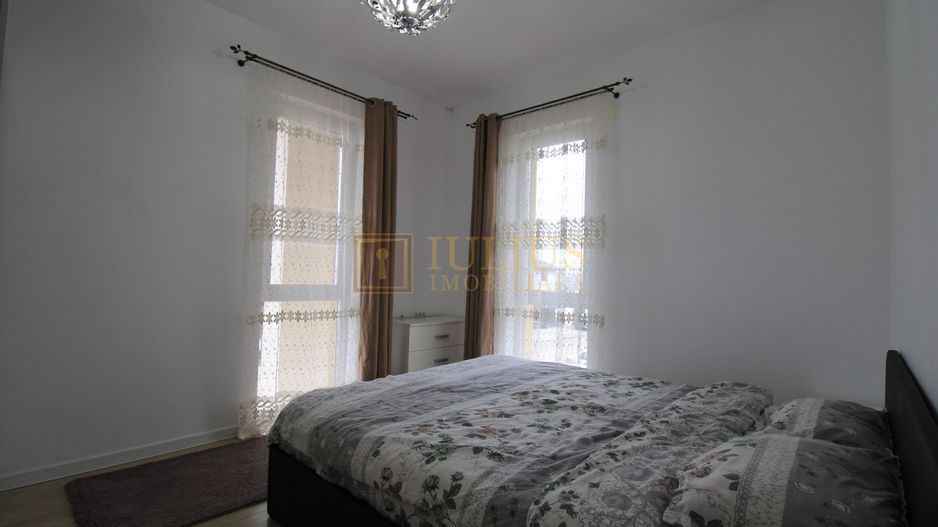3 camere, balcon spatioas, 1 loc de parcare. Str Rozelor/Dumbravita. - Poză 9