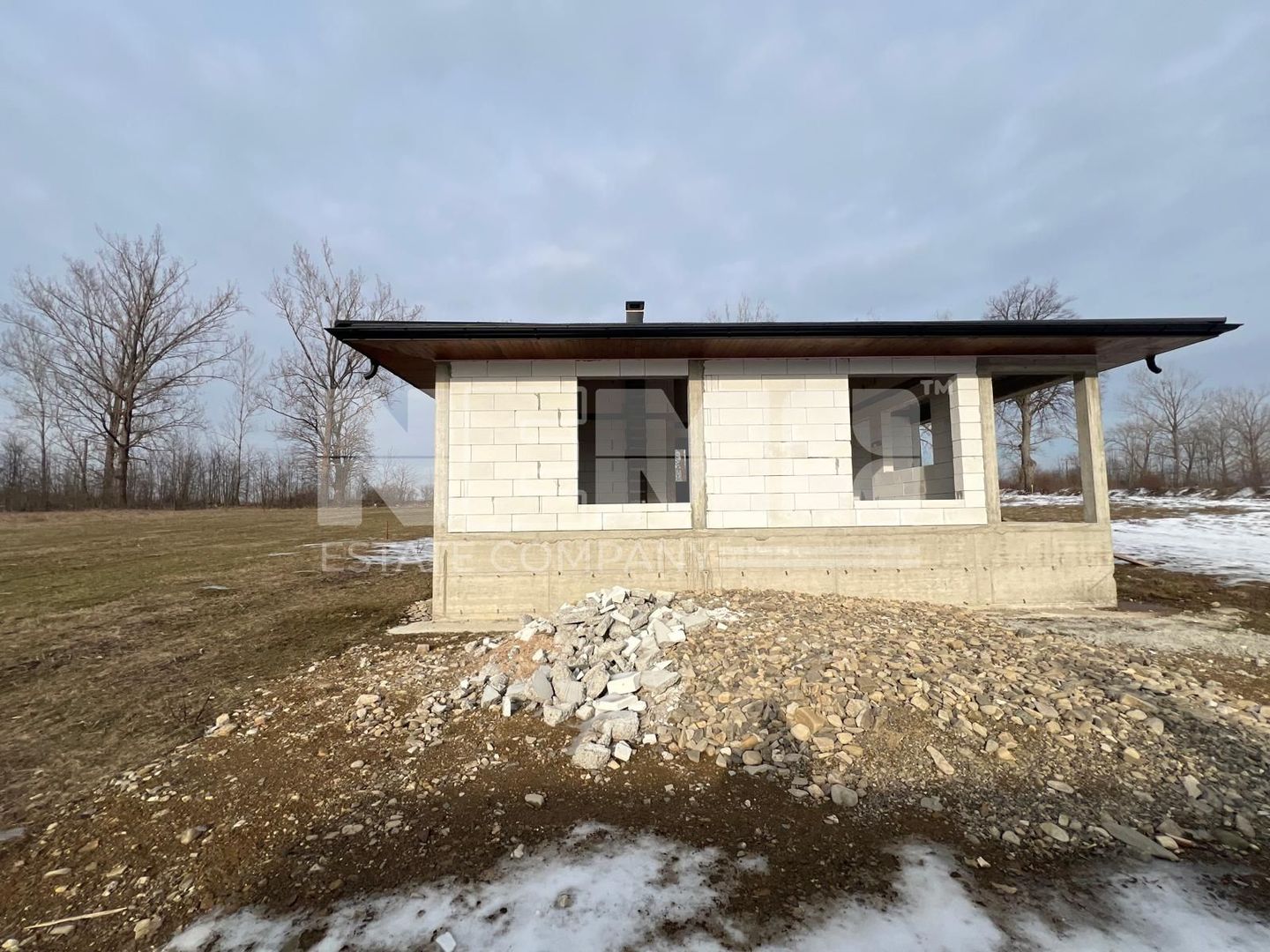 Case Hardic | La roșu | 720Mp - Poză 11