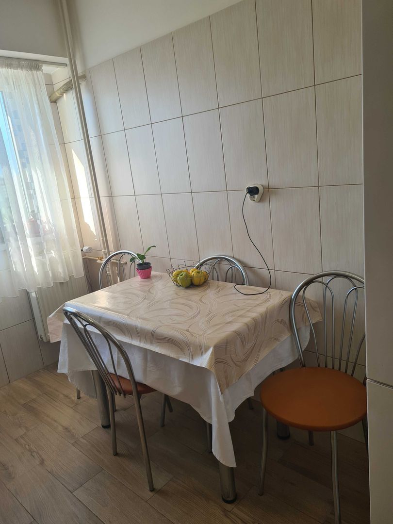 Vanzare Apartament 2 camere, 55 mp, loc de parcare, balcon închis – Sector 5 - Poză 4