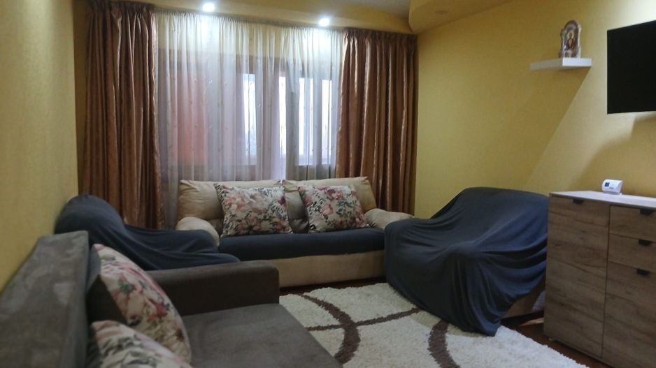 De inchiriat apartament cu 3 camere, I. C. Frimu, etaj 3, 450 euro - Poză 4