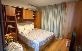 Apartament 3 camere decomandat-Zona Steaua-Shopping City-Mobilat - Poză 2