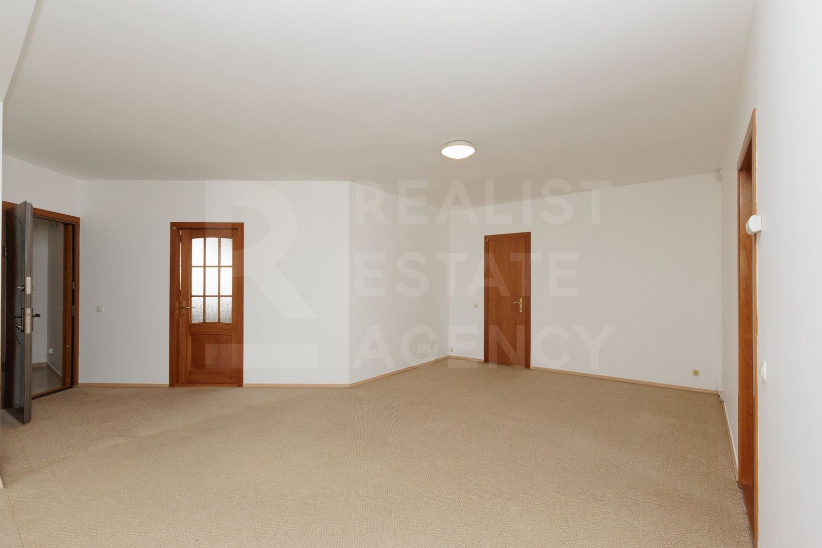 Chirie, casă, 7 camere, str. Galbena, Centru - Poză 21