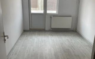 Etaj 3/Apartament 3 Camere Decomandat/80mp/Frumoasa - Poză 4