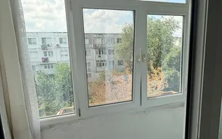 Vanzare apartament cu 4 camere in Micro 13, etaj 3, pret 65 000 euro - Poză 19