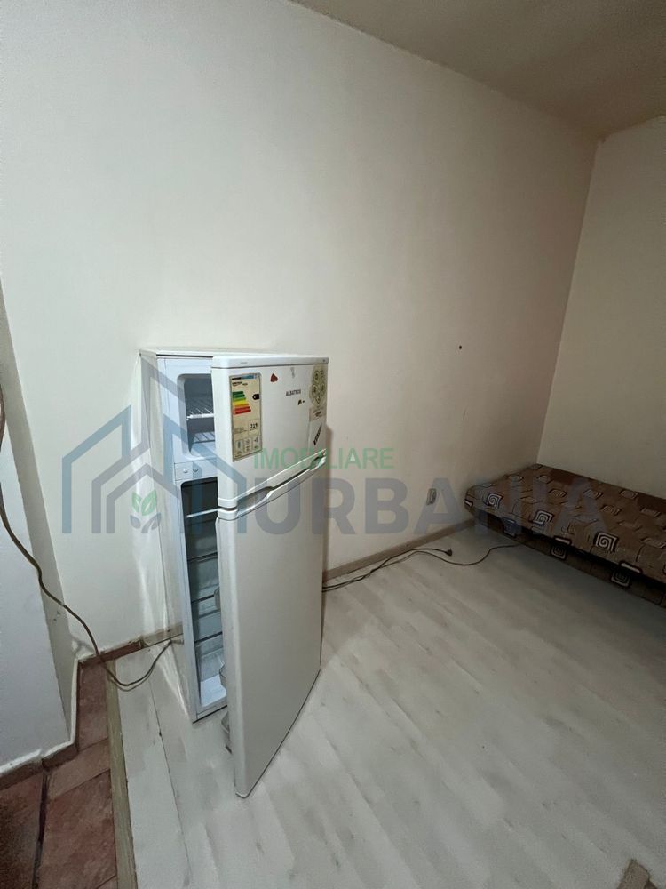 Garsoniera zona Bularga 900 lei - Poză 8