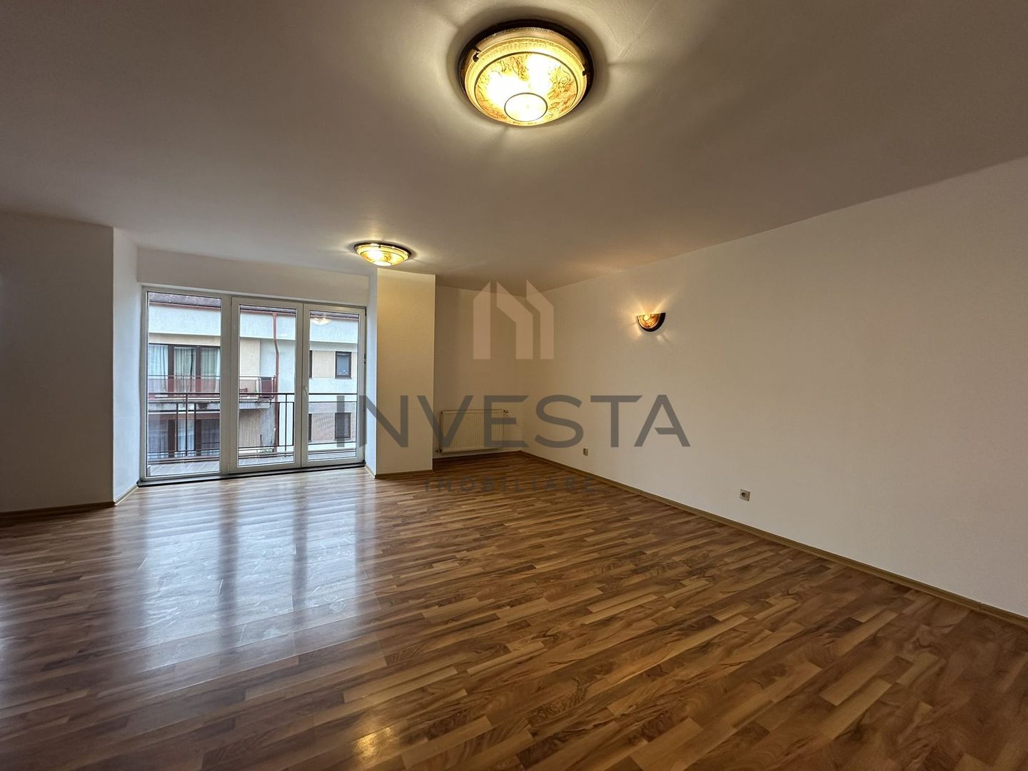 Oferta de TOP! Apartament 3 camere si parcare subterana! 94mp+ terasa! - Poză 2