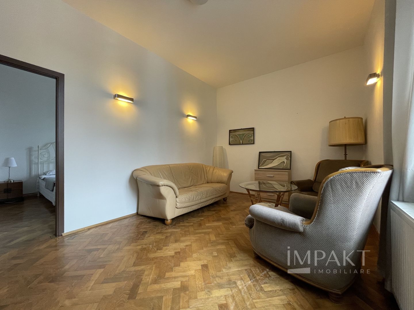 Apartament cu doua cemere in zona Centrala! - Poză 1