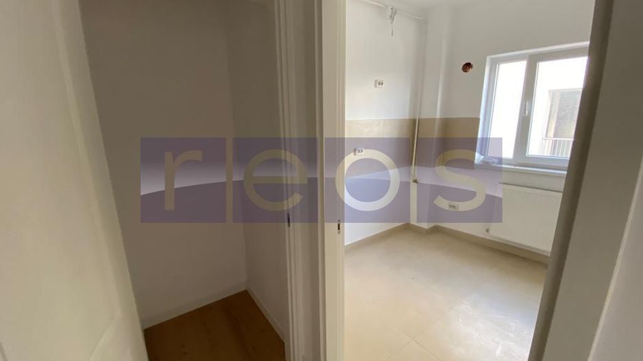 VANZARE APARTAMENT SISESTI 2 CAMERE | 58 MP - Poză 3