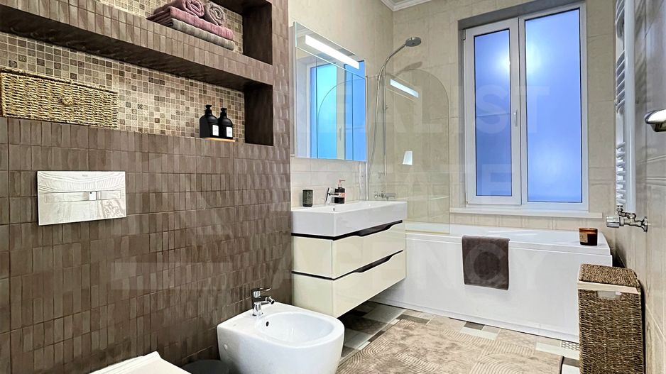 Chirie, casă, 2 nivele, 3 camere, strada Alexandru Bernardazzi, Centru - Poză 15