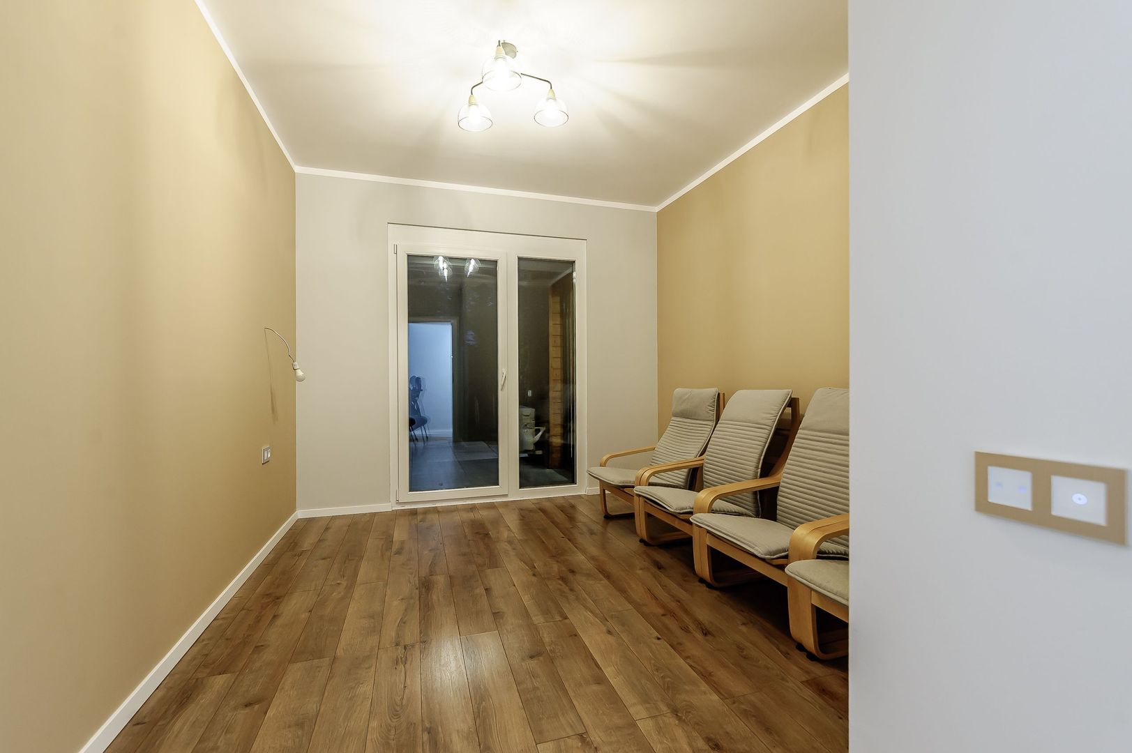 PROPRIETATE VANDUTA Apartament ARED spectaculos cu gradina si garaj - Poză 10