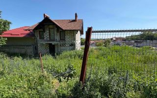 Vânzare , casă 3 camere, amplasat pe strada Spâncenoaia, Centru - Poză 2