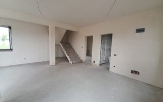 Casa individuala la intrare in Campenesti - Poză 1