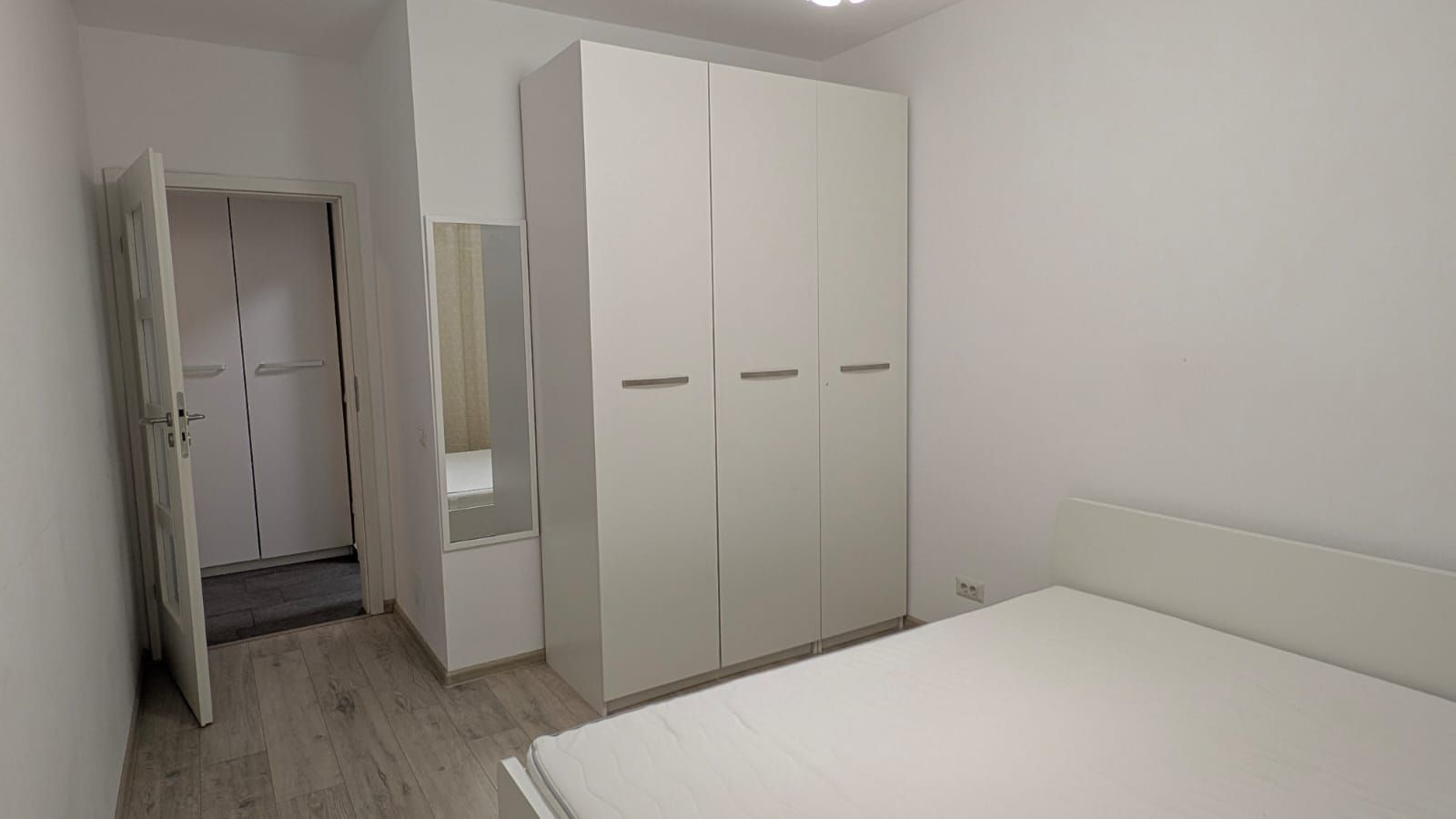 AP. 2 CAMERE- APARATORII PATRIEI, CENTRALA, BUCATARIE INCHISA, METROU - Poză 4