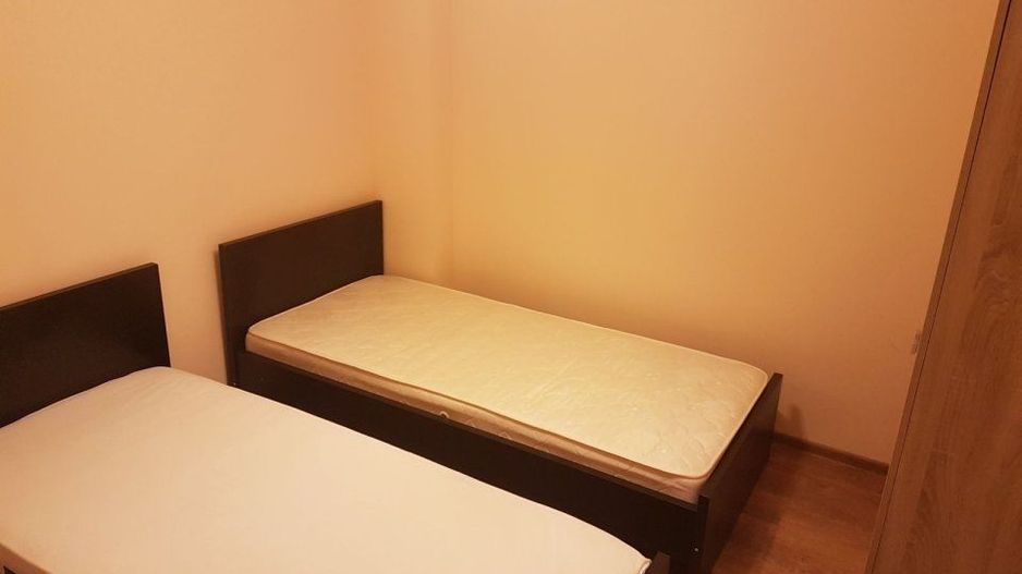 Închiriez apartament in vila - Poză 6