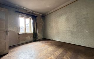 Casă interbelică Foișorul de Foc | Potențial mare | Curte liniștită - Poză 12