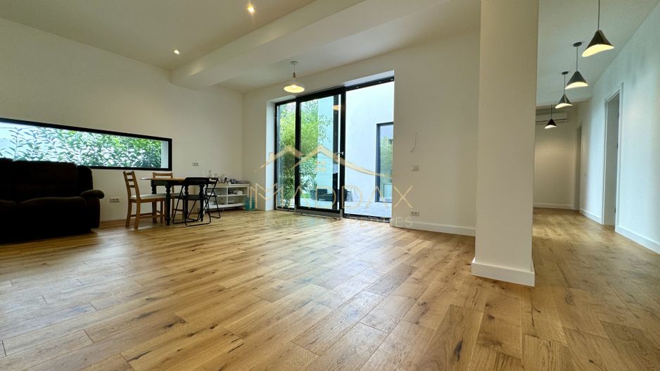 Vila cu 5 camere // * 565 mp gradina* // Tunari - Poză 11