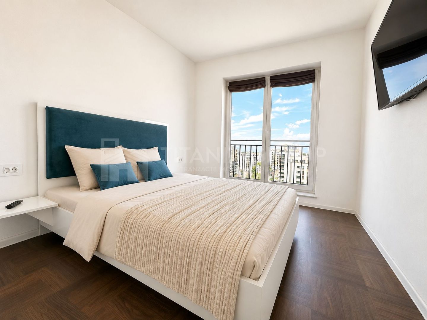 Apartament 2 camere mobilat și utilat, parcare și boxă - Kasper Coresi - Poză 5