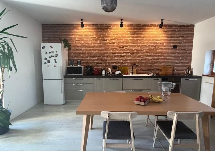 Locuinta spatioasa in triplex - Poză 8