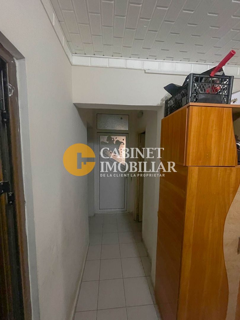 Apartament 4 camere decomandat - Poză 8