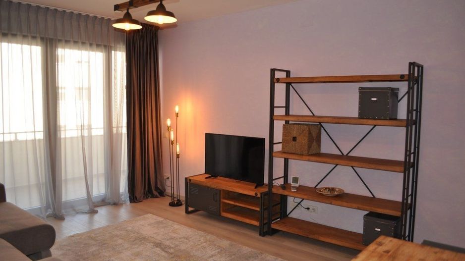 Apartament 3 camere | Unirii | Loc parcare inclus | 2 Bai - Poză 2