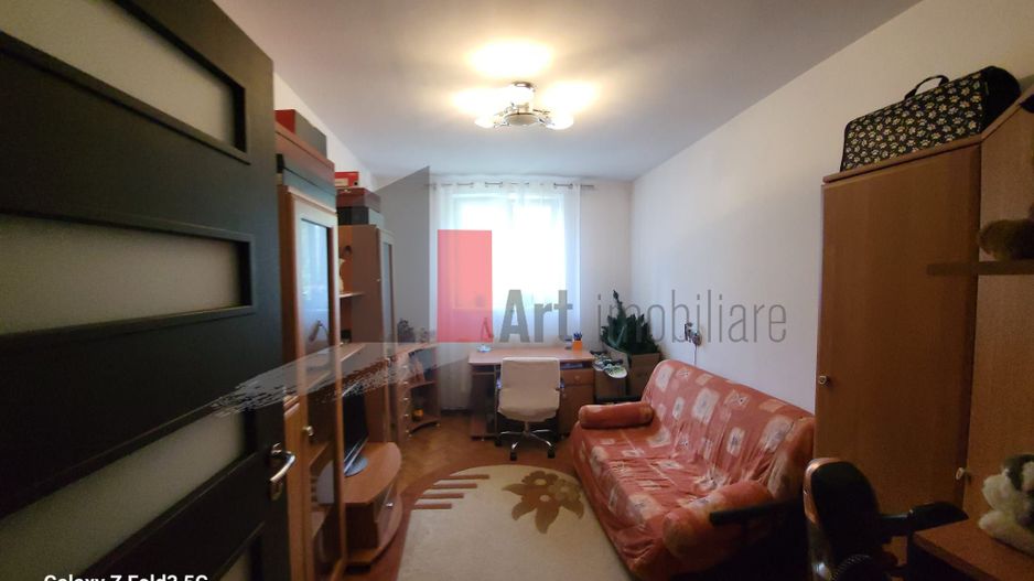 Apartament  4 camere,   Titan - Poză 8