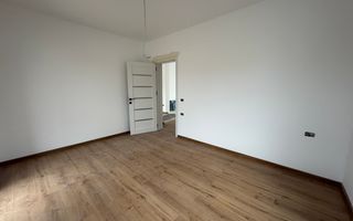 Finisat la cheie. Bucatarie inchisa. Acces asfaltat - Poză 8