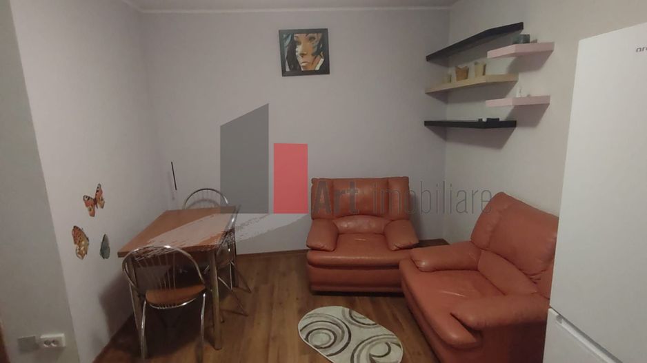 Închiriere apartament 2 camere Apărătorii Patriei - Poză 3
