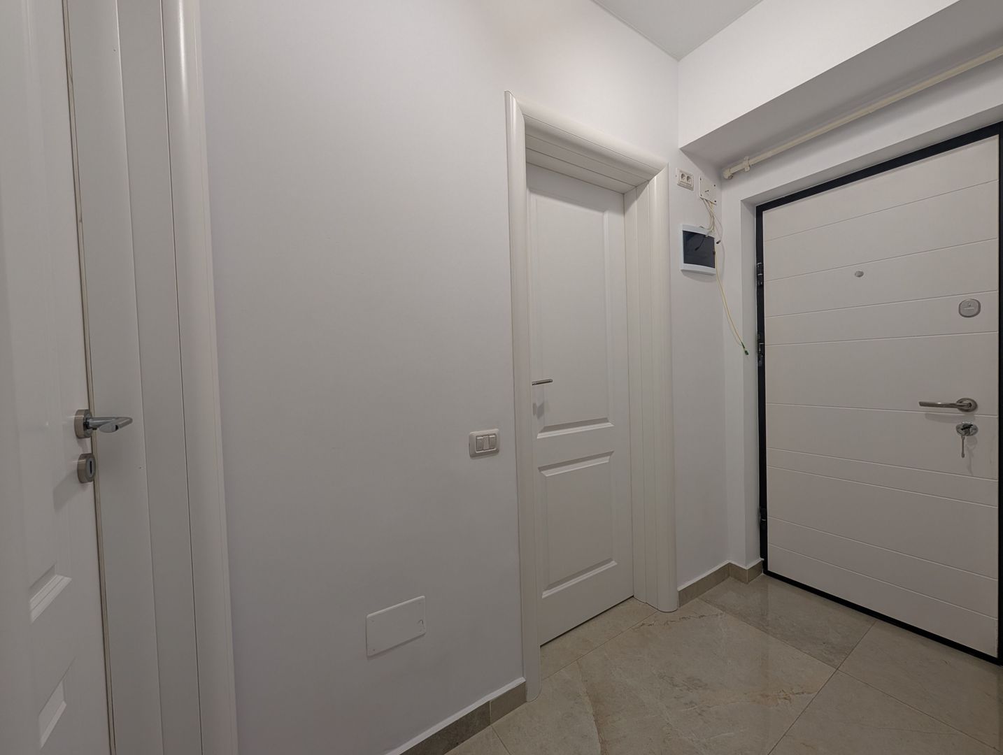 Apartament nou, 2 camere, mobilat/utilat premium + parcare subterană - Poză 17
