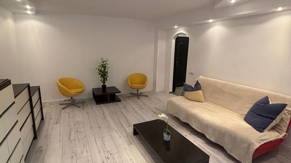 Garsoniera Mall Vitan  T64 - Poză 1