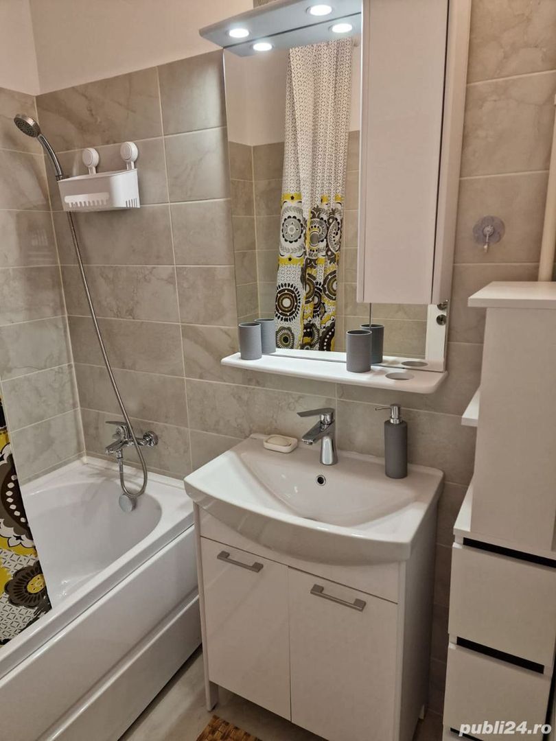 Vanzare Apartament 3 camere renovat & mobilat - Poză 5